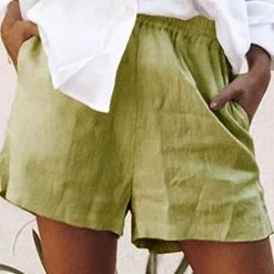 Levency Solid Pockets Shorts