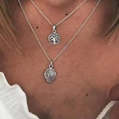 Levency Tree Drop Necklace New In