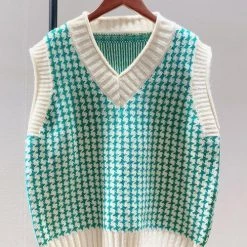 Levency Houndstooth V Neck Vest