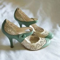 Levency Hollow High Heel Pumps New In