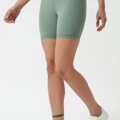 Levency New In Pockets High Waist Shorts