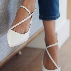 Levency Pointed Toe Low Heels Pumps