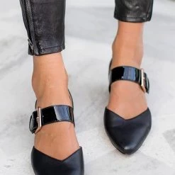 Levency Adjustable Buckle Flats