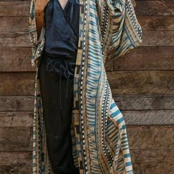 Levency Geometey Print Bleted Cover Up