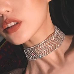 Levency Rhinestone Wide Choker