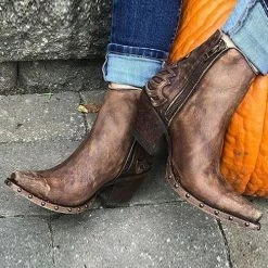 Levency Zipper Rivets Chunky Heel Boots