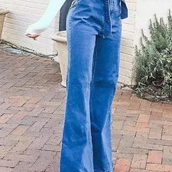 Levency Belted Loose High Waist Jeans