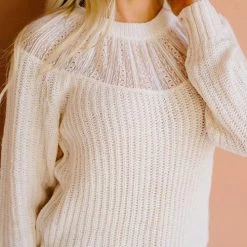 Levency Lace Patchwork O Neck Sweater 13 Levency Lace Patchwork O Neck Sweater