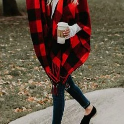 Levency Plaid Tassles Scarf