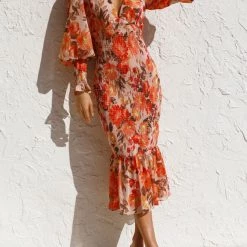 Levency New In V Neck Puff Sleeve Smocked Waist Midi Dress 13 Levency New In V Neck Puff Sleeve Smocked Waist Midi Dress