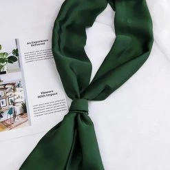 Levency Solid Neck Scarf