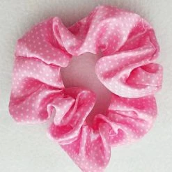 Levency Dot Scrunchie