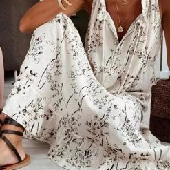 Levency New In Print V Neck Sleeveless Maxi Dresses