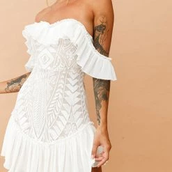 Levency New In Lace Pleated Long Sleeve Ruffle Dress