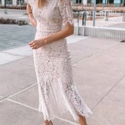 Levency New In Lace Short Sleeve Mermaid Dress