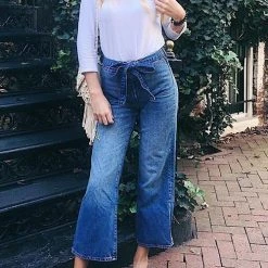 Levency Belted Loose High Waist Jeans