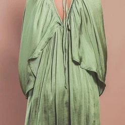 Levency Deep V-Neck Batwing Sleeve Ruffle Loose Dress New In 20 Levency Deep V-Neck Batwing Sleeve Ruffle Loose Dress New In