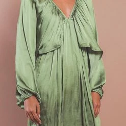 Levency Deep V-Neck Batwing Sleeve Ruffle Loose Dress New In 25 Levency Deep V-Neck Batwing Sleeve Ruffle Loose Dress New In