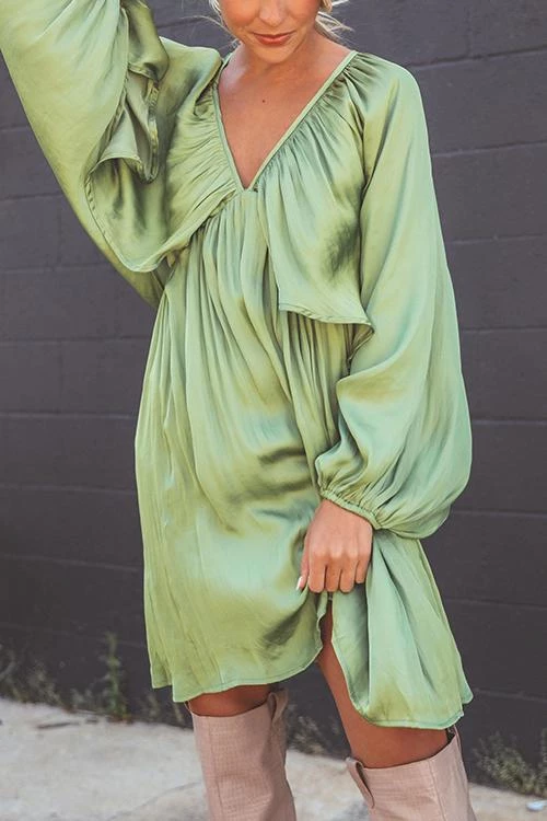 Levency Deep V-Neck Batwing Sleeve Ruffle Loose Dress New In 2 Levency Deep V-Neck Batwing Sleeve Ruffle Loose Dress New In