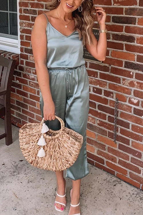 Levency Strappy V Neck Elastic Waist Jumpsuit New In 5 Levency Strappy V Neck Elastic Waist Jumpsuit New In