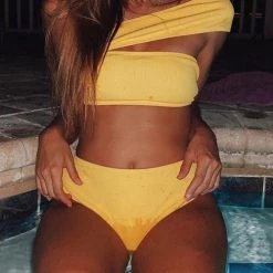 Levency Solid Dew Shoulder Bikini Set New In