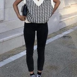 Levency Houndstooth V Neck Vest