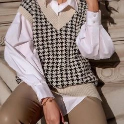 Levency Houndstooth V Neck Vest