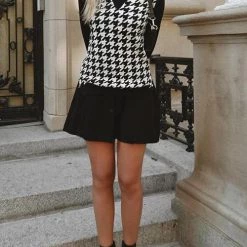 Levency Houndstooth V Neck Vest