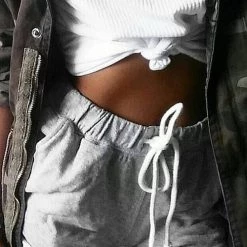 Levency Pockets Drawstring Shorts