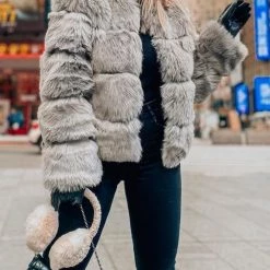 Levency Layer O Neck Faux Fur Coat