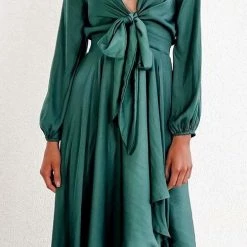 Levency Irregularity Bow Tie Flowly Dress