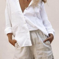 Levency Solid Pockets Shorts