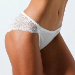 Levency Wacoal Embrace Tanga Lace Briefs New In