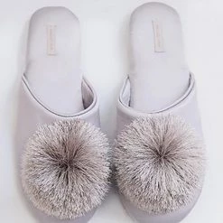 Levency Tassels Pom Pom Slipper