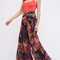 Levency Print Belted Palazzo Pant