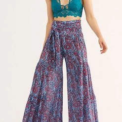 Levency Print Belted Palazzo Pant
