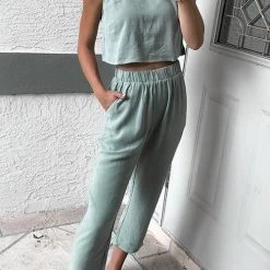 Levency Solid Pockets Tank Pants Set