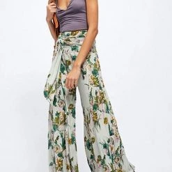 Levency Print Belted Palazzo Pant