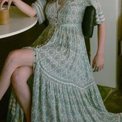 Levency Print V Neck Short Sleeve Maxi Dress