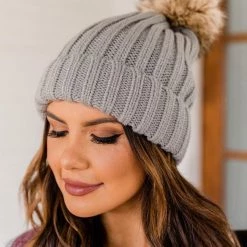 Levency New In Chunky Knit Pom Pom Beanie Hat