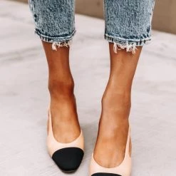 Levency Color Block Chunky Heel Pumps