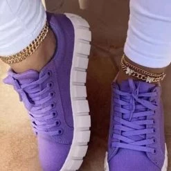 Levency Lace Up Skate Shoes