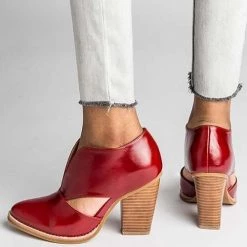 Levency New In V Cutout Chunky Heel Ankle Boots