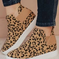 Levency Wedge Heel Ankle Bootie