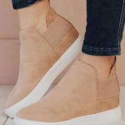 Levency Wedge Heel Ankle Bootie