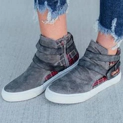 Levency New In Plaid Buckle Zipper Flat Boots