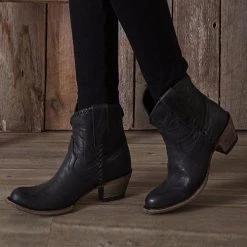 Levency New In Slip On Mid Chunky Heels Boots