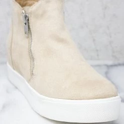 Levency Side Zipper Wedge Sneaker New In