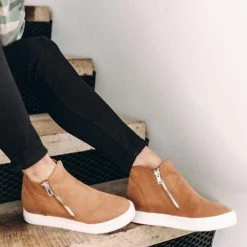 Levency Side Zipper Wedge Sneaker New In