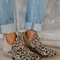 Levency New In Point Leopard Print Colorblock Ankle Boots